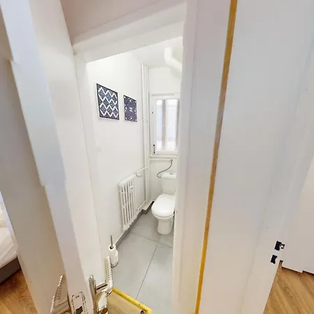 Le 22 Ehrmann Apartment *